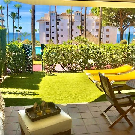 Mi Capricho, Beachfront, Grownfloor, Private Garden & Terrace Sitio de Calahonda Zewnętrze zdjęcie