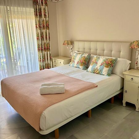 Mi Capricho, Beachfront, Grownfloor, Private Garden & Terrace Sitio de Calahonda Zewnętrze zdjęcie