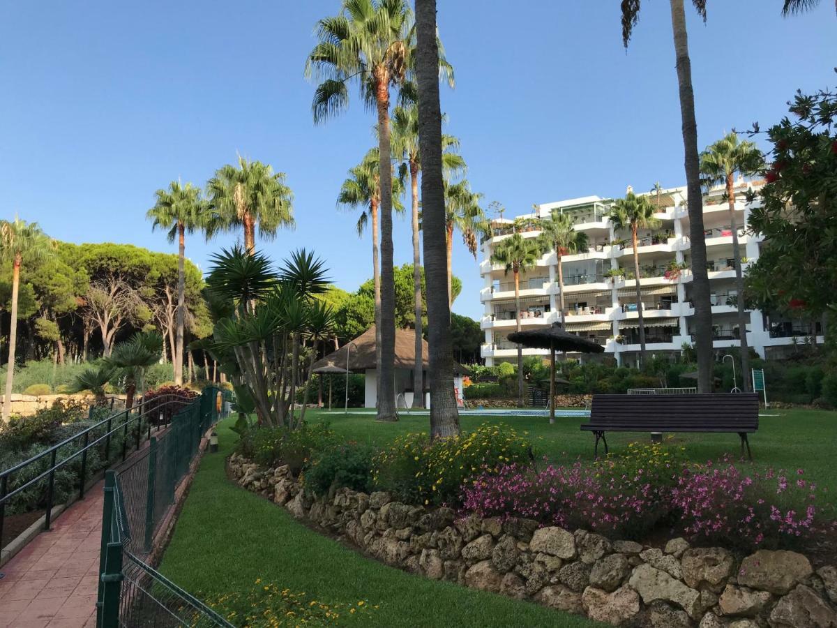 Mi Capricho, Beachfront, Grownfloor, Private Garden & Terrace Sitio de Calahonda Zewnętrze zdjęcie