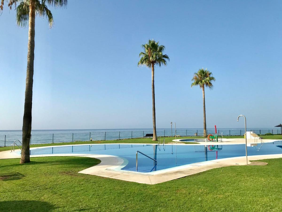 Mi Capricho, Beachfront, Grownfloor, Private Garden & Terrace Sitio de Calahonda Zewnętrze zdjęcie