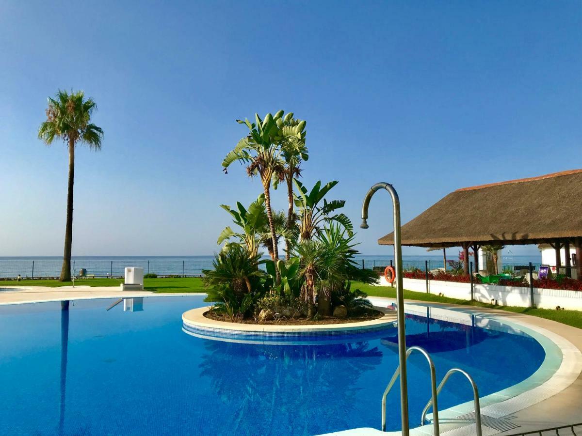 Mi Capricho, Beachfront, Grownfloor, Private Garden & Terrace Sitio de Calahonda Zewnętrze zdjęcie
