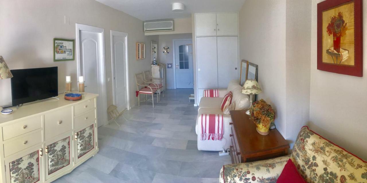 Mi Capricho, Beachfront, Grownfloor, Private Garden & Terrace Sitio de Calahonda Zewnętrze zdjęcie