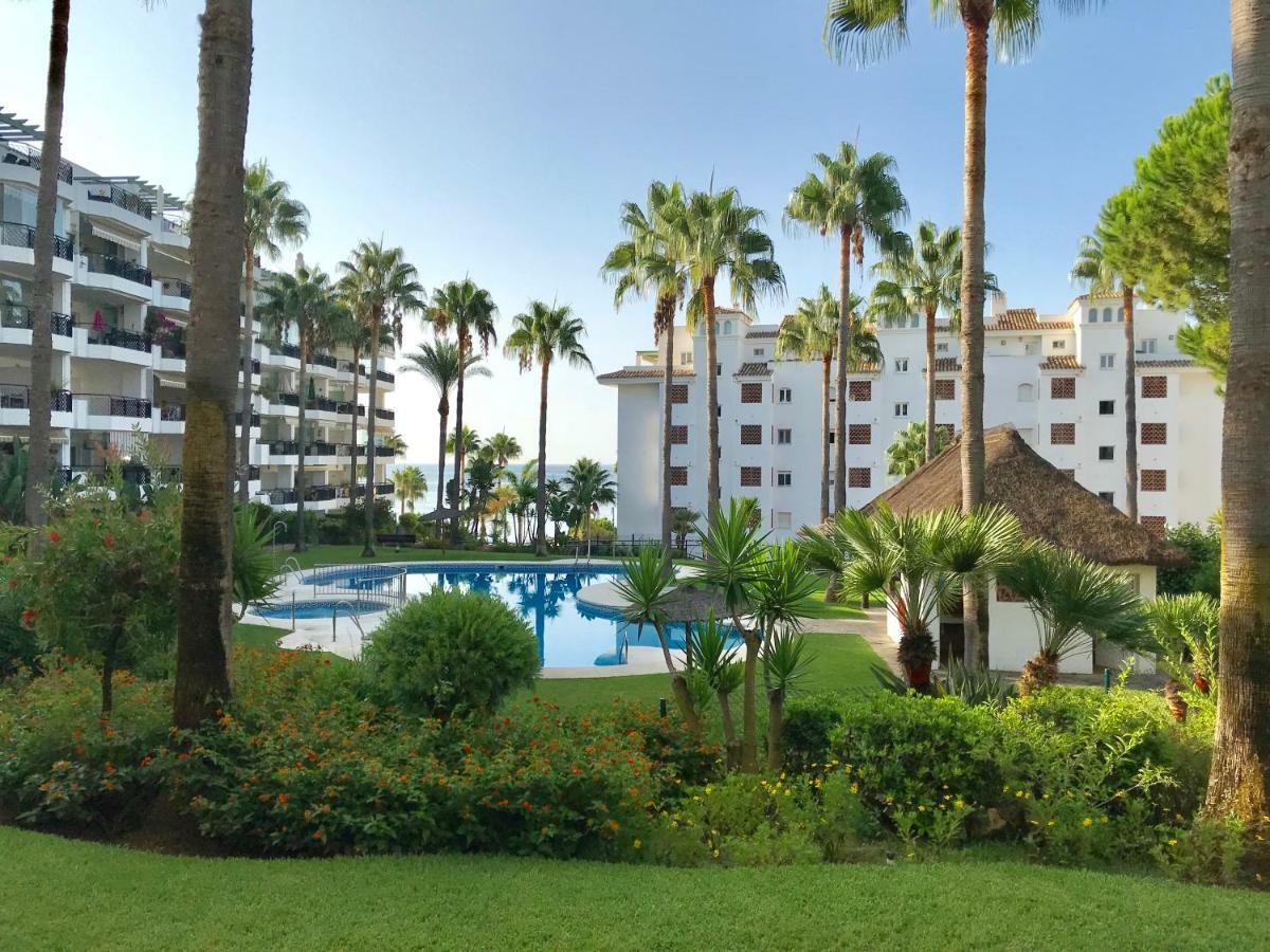 Mi Capricho, Beachfront, Grownfloor, Private Garden & Terrace Sitio de Calahonda Zewnętrze zdjęcie
