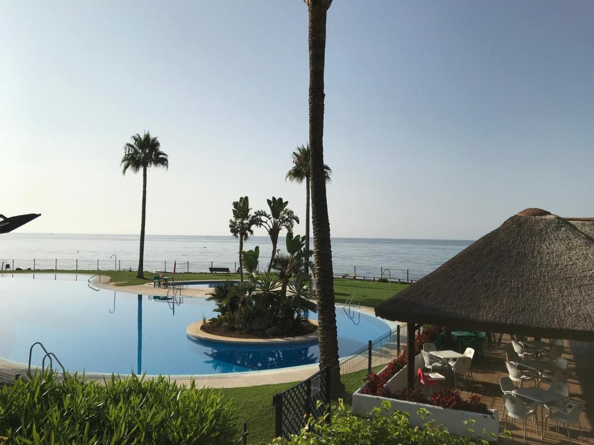 Mi Capricho, Beachfront, Grownfloor, Private Garden & Terrace Sitio de Calahonda Zewnętrze zdjęcie